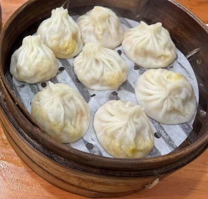 Lai Lai Xiao Long
